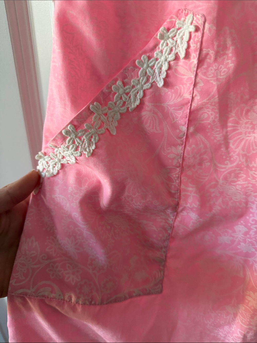 Lilly Pulitzer Pink Embroidered Sleeveless Shift Dress - Picture 3 of 9